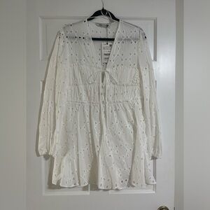Zara short dress with open work embroidery